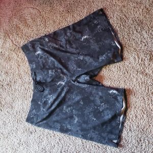 Mens Lululemon swim trunks Size 38